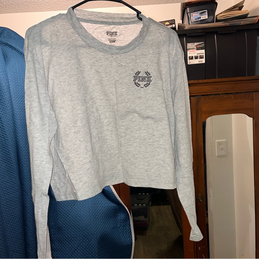 PINK Victoria's Secret Gray Crop Top